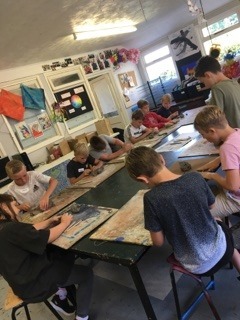 art activities at slindon college holiday club